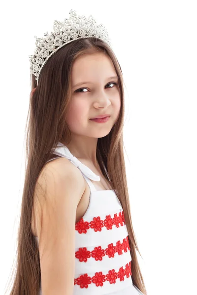 Portrét okouzlující holčička v koruně — Stock fotografie