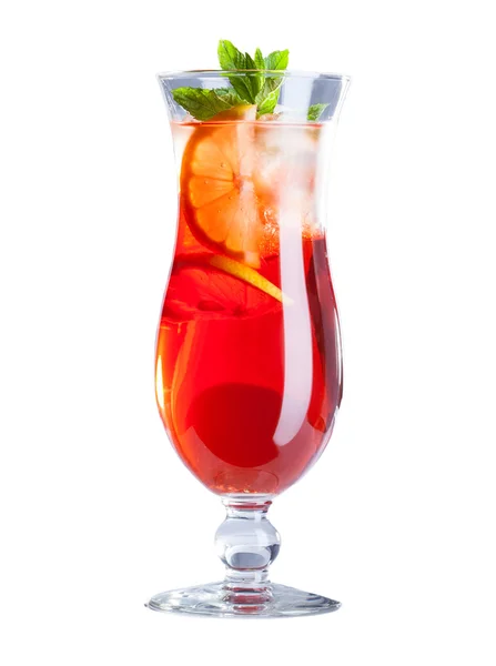 Immagine di calice con cocktail di frutta rinfrescante — Foto Stock