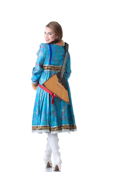 Vrolijke Russisch meisje poseren met balalaika — Stockfoto