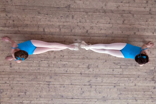 Ballet Studio. Top view of girls doing exercising — Stock Photo, Image