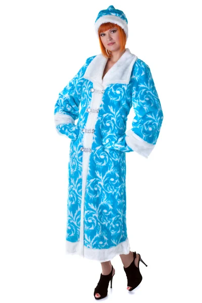 Приваблива жінка позує в костюмі Снігової Діви — стокове фото