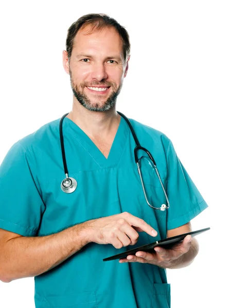 Médico trabajando en una tableta — Foto de Stock