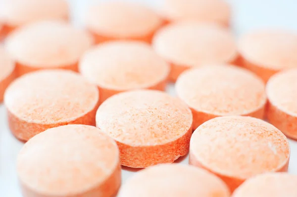 Kleurrijke tabletten met capsules — Stockfoto