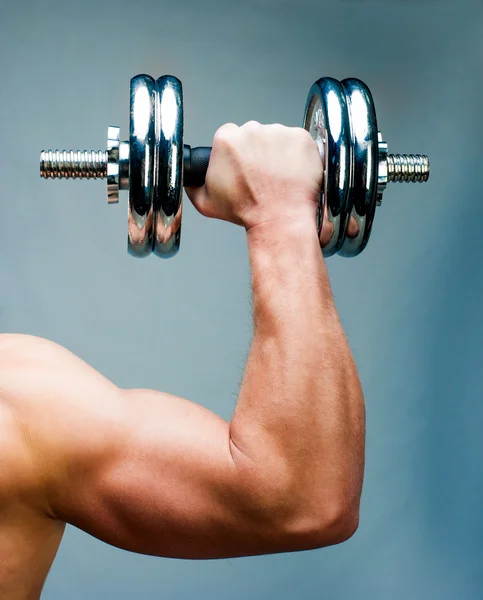 Hombre muscular — Foto de Stock