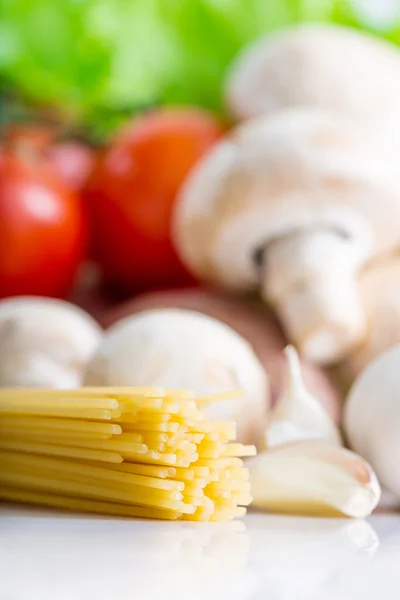 Raw pasta — Stock Photo, Image