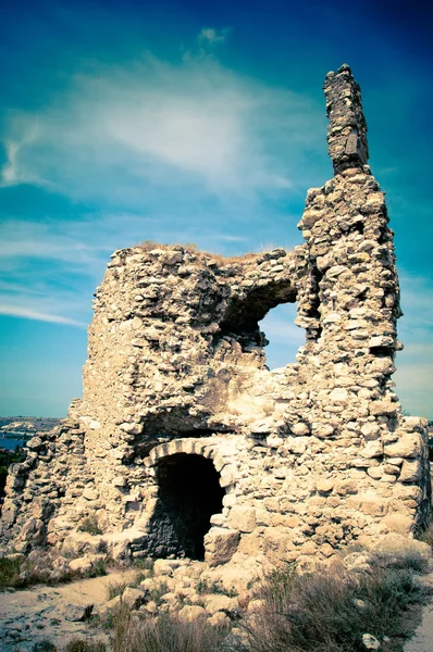 Ruins of wall — Stock Photo, Image