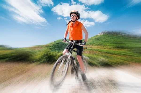 Mountain biker — Stok fotoğraf