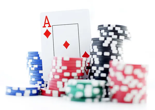 As ve poker fişleri — Stok fotoğraf