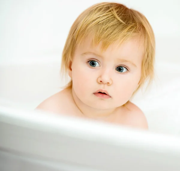 Baby in bath — Stock Photo, Image