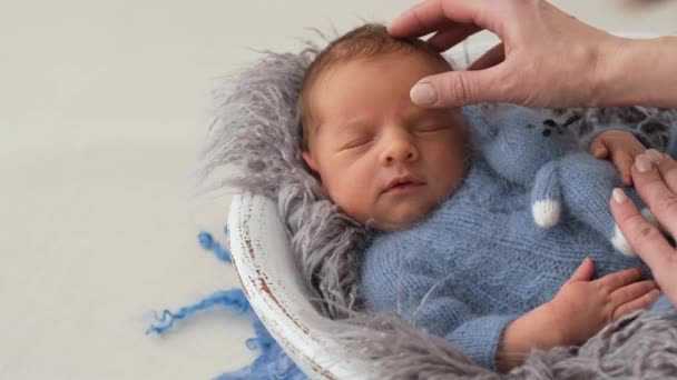 Νεογνό μωρό φωτογράφηση διαδικασία — Αρχείο Βίντεο