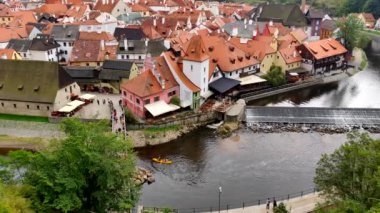 Krumlov 'un kara bulutlu şehri