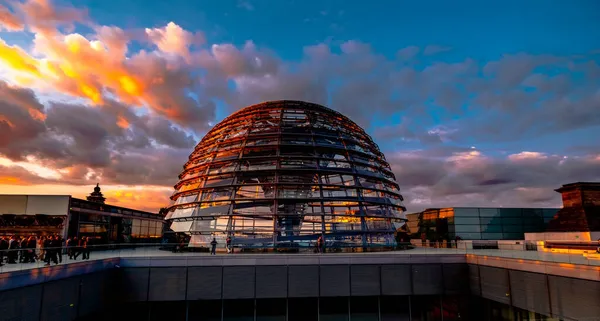 Szklana kopuła Reichstagu — Zdjęcie stockowe