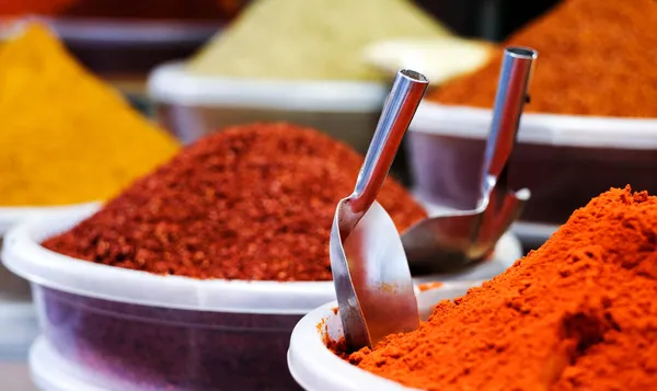 Spices selling on spice market — Stock Photo, Image