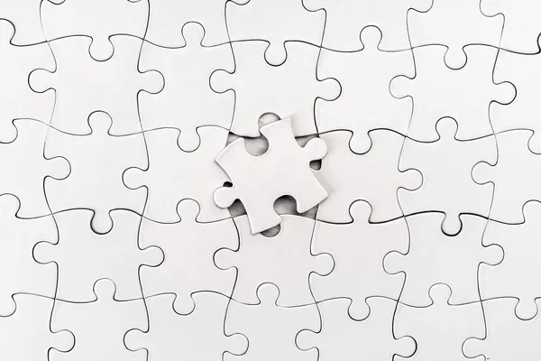 Empty jigsaw puzzle — Stock Photo, Image