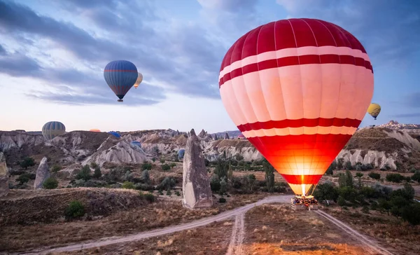 Festival de globos aerostáticos en Capadocia, Turquía —  Fotos de Stock