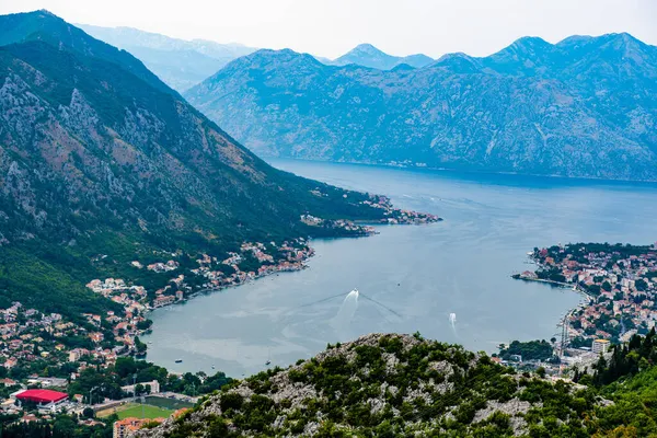 Panorama zatoki Kotor i miasta — Zdjęcie stockowe