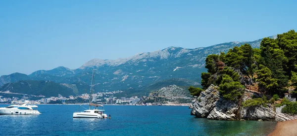 Budva uitzicht in Montenegro — Stockfoto