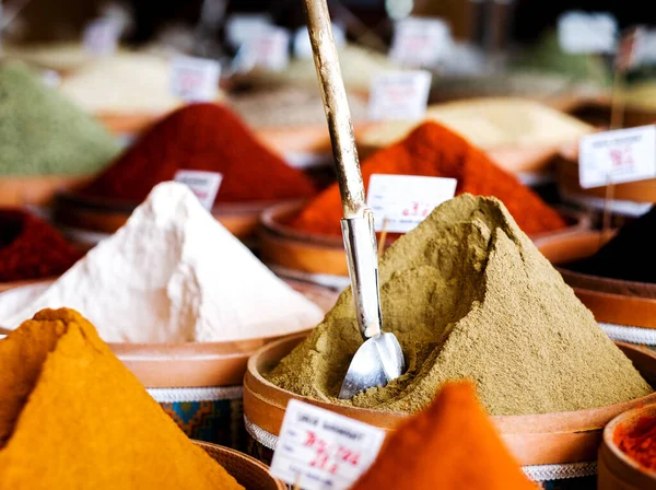 Spices selling on spice market — Stock Photo, Image