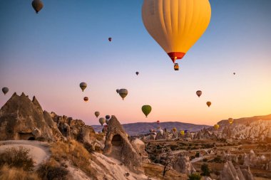 Kapadokya, Türkiye 'de sıcak hava balonları