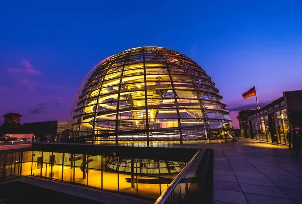 Berlin Niemcy Września 2020 Taras Dachu Kopuła Budynku Reichstagu — Zdjęcie stockowe