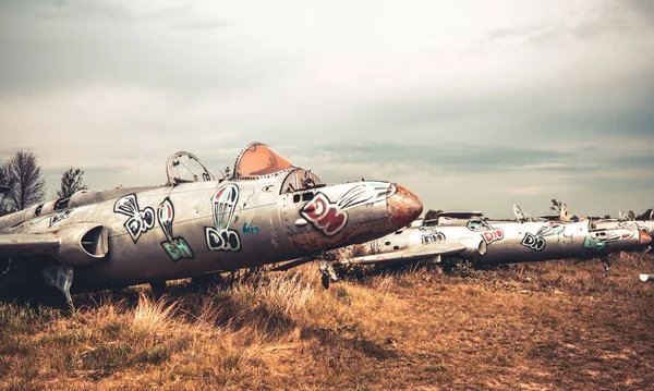 Wołowsk Ukraina Maja 2020 Opuszczone Samoloty Wojskowe Związku Radzieckiego Śmiesznym — Zdjęcie stockowe