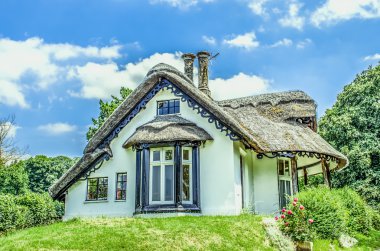Beyaz thatched yazlık, İngiltere