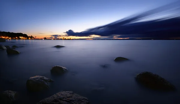 Güneş battıktan sonra Moody Gölü — Stok fotoğraf