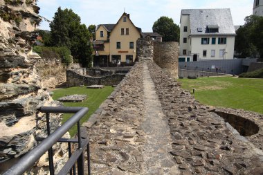 Mauer der Römerruine
