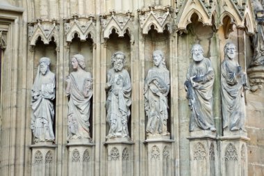 Domstatuen