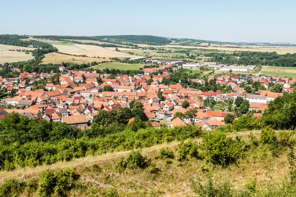 Mühlenberg im Tal — Stockfoto