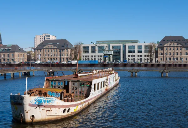 Wreck on the River Spree — Stock Photo, Image