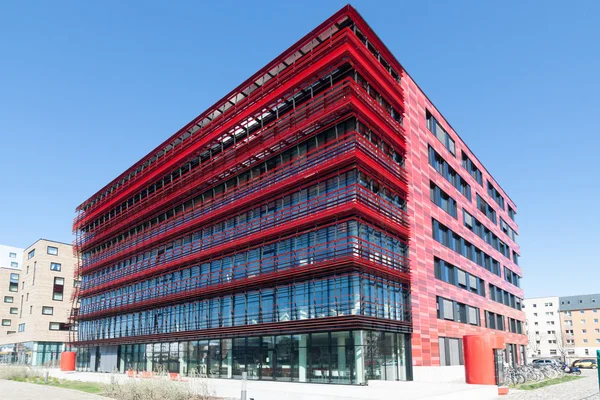 Red house at the Spree — Stock Photo, Image