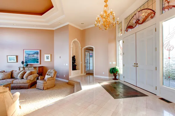 Open plan of luxury bright hallway — Stock Photo, Image