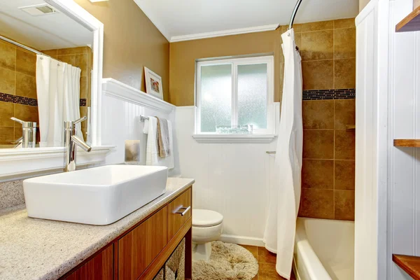 Brown and white cozy bathroom wtih window — Stock Photo, Image