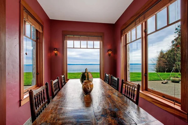 Burgundy rectangle dining room — Stock Photo, Image