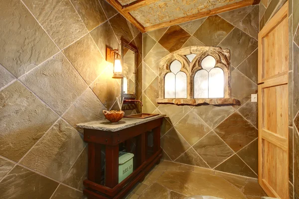 Amazing castle style bathroom with an arch window - Stock-foto