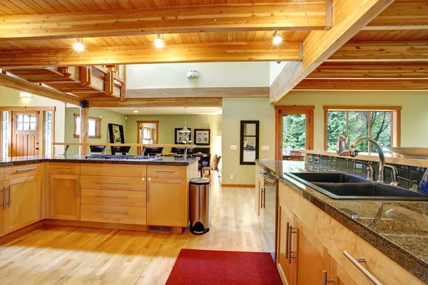 Gaya kabin kayu. Interior dapur — Stok Foto