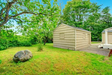 eski küçük onarım ev. arka görünüm