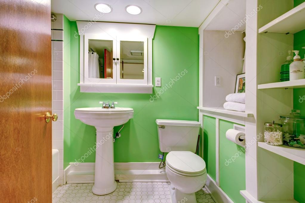 Grünweiß Bad — Stockfoto © iriana88w #44904861 Grünweiß Bad — Stockfoto © iriana88w #44904861