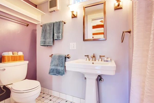 Small bathroom interior — Stock Photo, Image