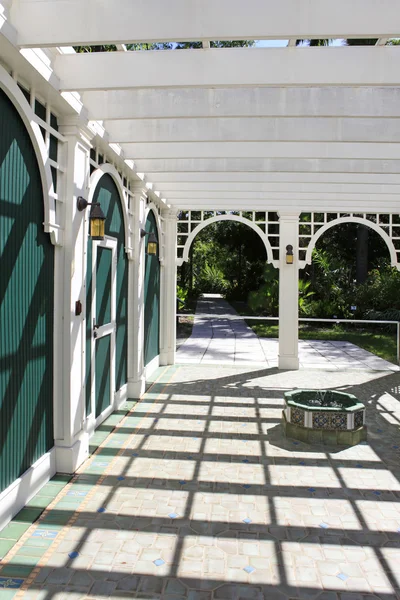 Pérgola de jardín —  Fotos de Stock