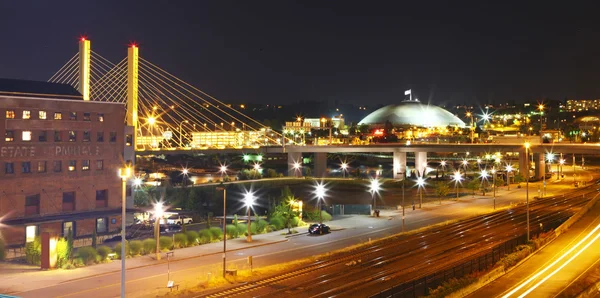 Tacoma centrum bij nacht, wa — Stockfoto