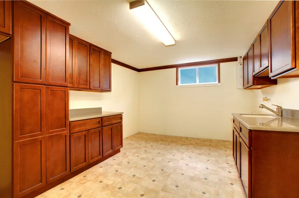 Empty kitchen room — Stock Photo, Image