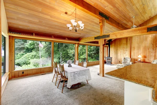 Log cabin house interior — Stock Photo, Image