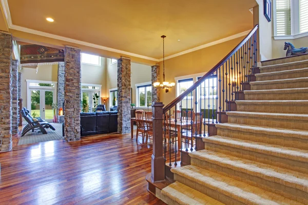 Luxury house interior. View of dining room and hallway — Stock Photo, Image