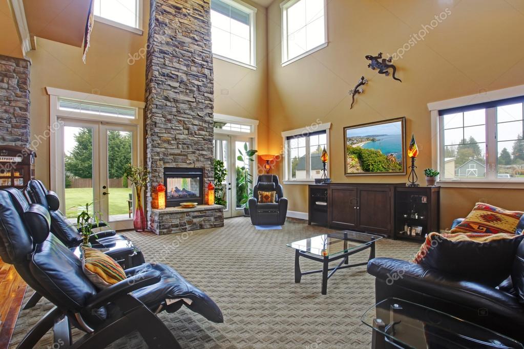 Luxe huis interieur. woonkamer met open haard — stockfoto ... Openhaard woonkamer interieur