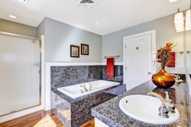 Modern banyo iç mimarisi 
