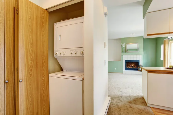 Laundry appliances built-in the wall niche — Stock Photo, Image