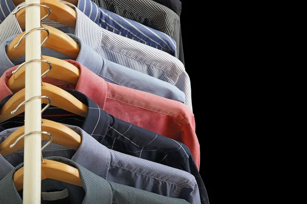 Camisas em cabides — Fotografia de Stock