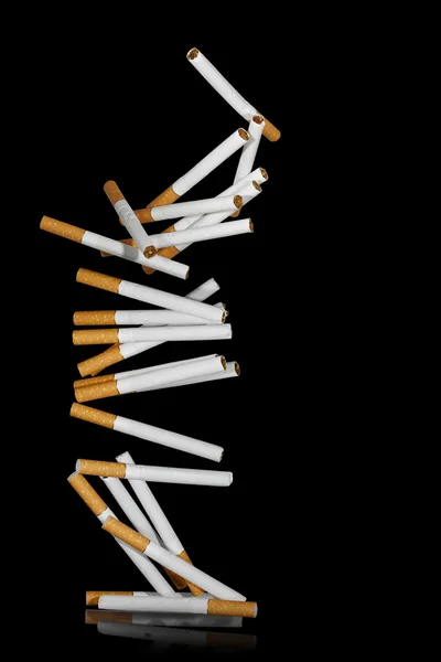 Fallende Zigaretten — Stockfoto